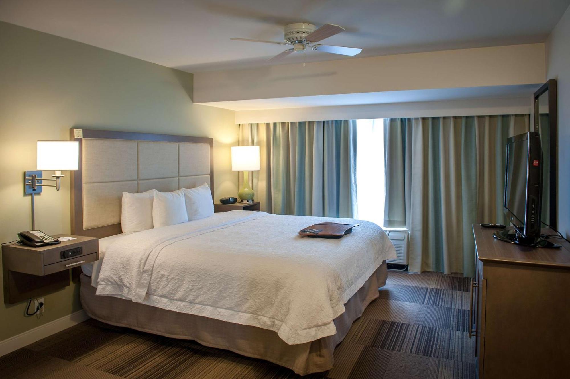 Hampton Inn & Suites New Orleans/Elmwood Harahan Exteriör bild